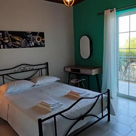 Vila Chryssi *