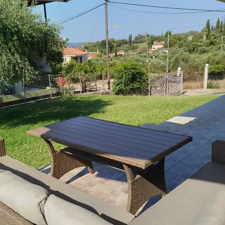 Vila Chryssi